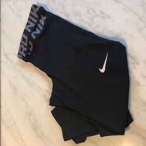 Nike Pro leggings large